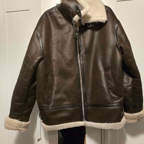 Shearling B3 Jacket - Picture 2 of 7
